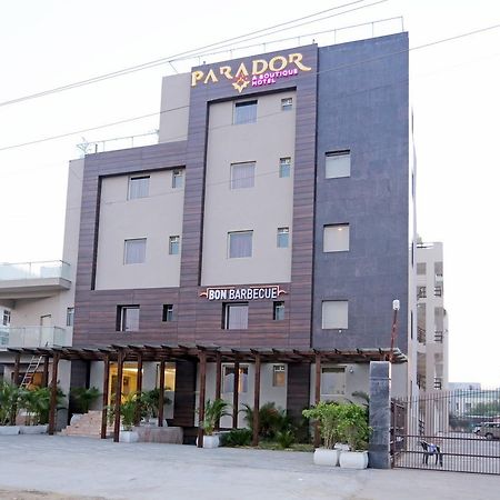 Hotel Parador Agra Агра Екстериор снимка