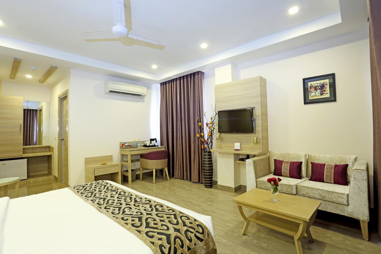Hotel Parador Agra Агра Екстериор снимка