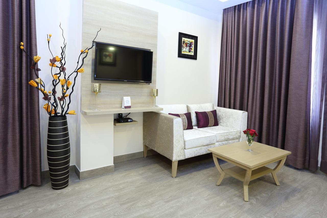 Hotel Parador Agra Агра Екстериор снимка